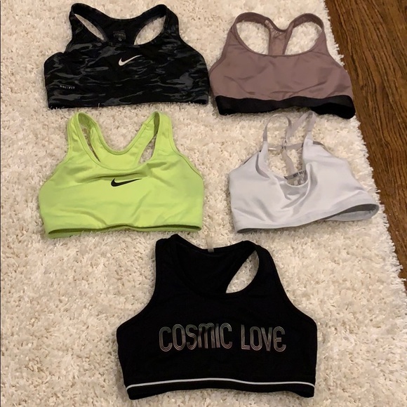 Sports bras - Picture 1 of 1